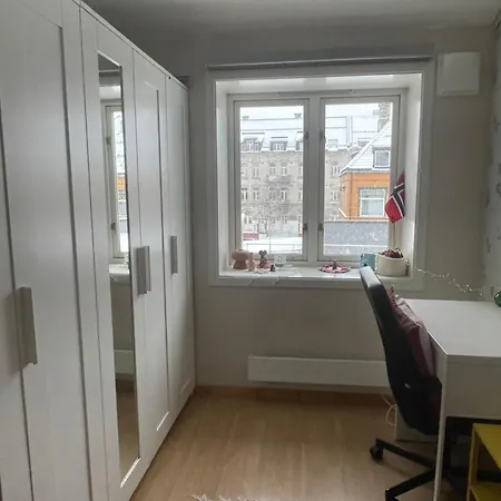 Cozy Near Centre 民宿 特隆赫姆
